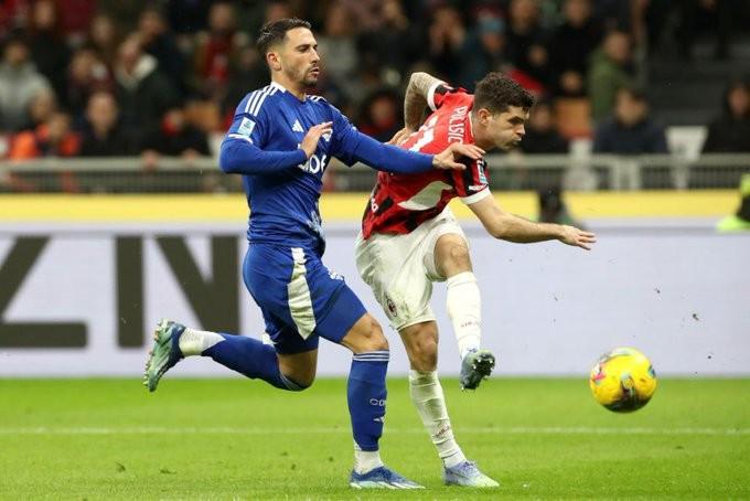 开云登录网址入口-米体：欧足联今天召开会议，将讨论米兰和科莫在海外比赛问题