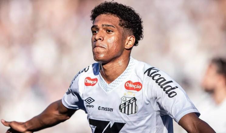 开云登录网址入口-每体：巴萨已放弃引进桑托斯左后卫索萨，球员接近转会热刺